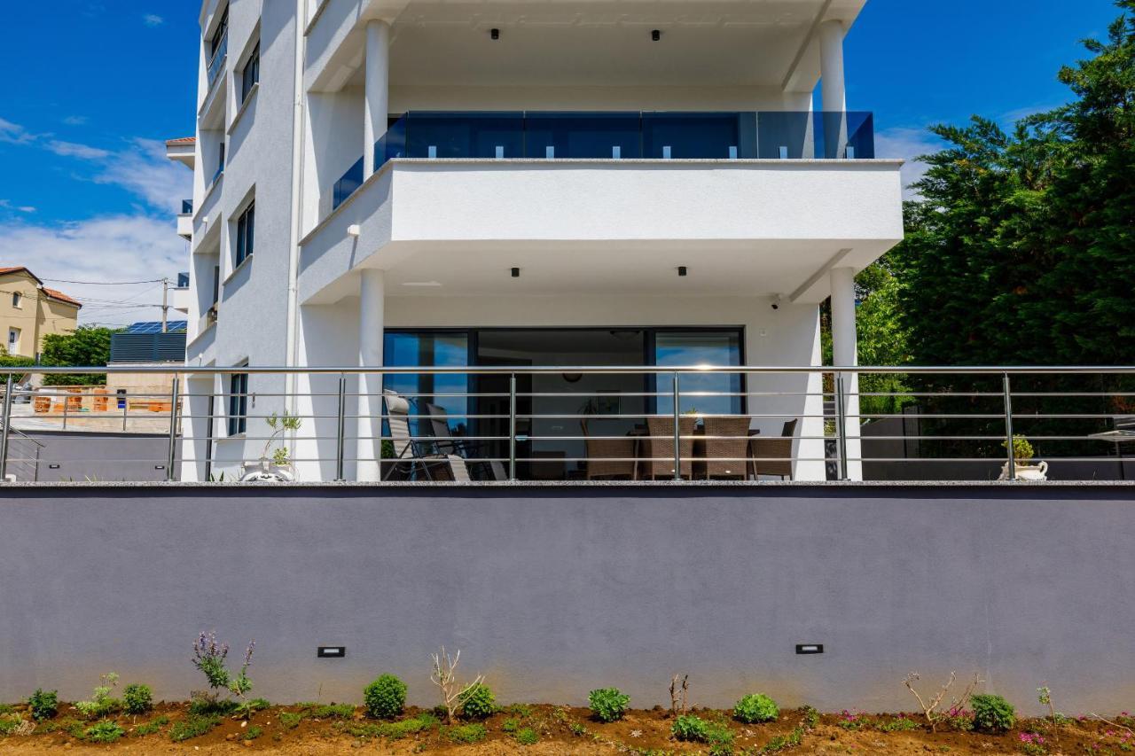 Apartment "Villa M" Kostrena Bagian luar foto