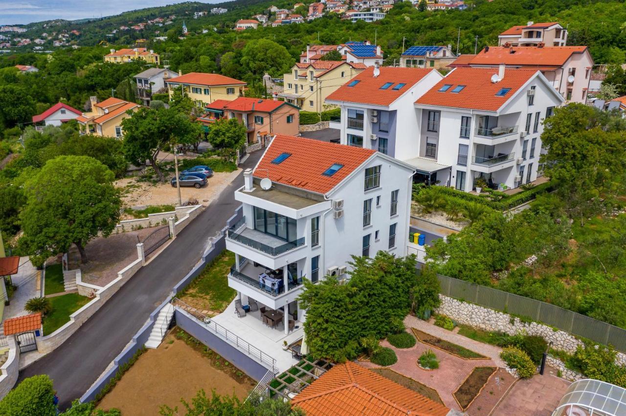 Apartment "Villa M" Kostrena Bagian luar foto
